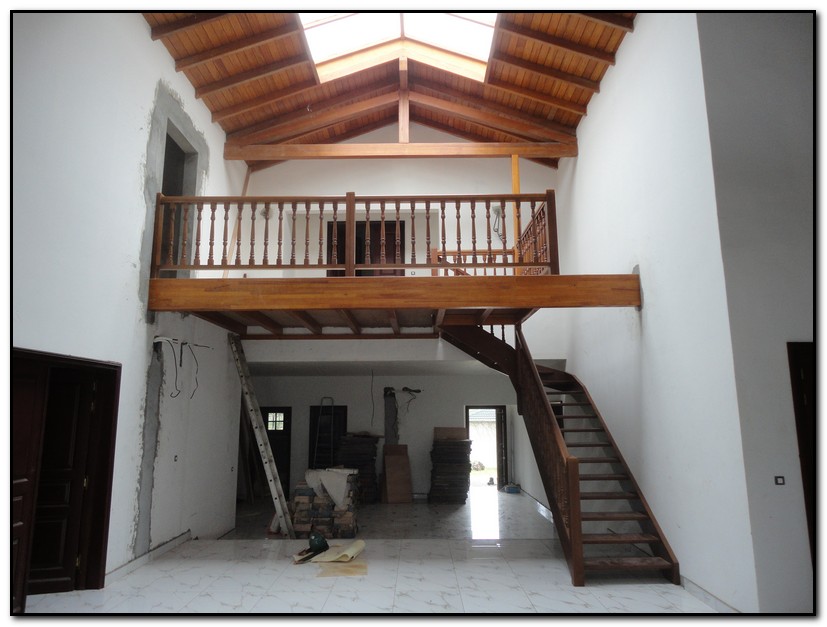 Mezzanine à Ntoum
